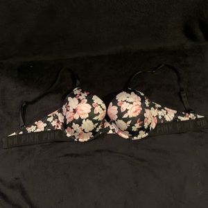 PINK T-Shirt Bra 36D
